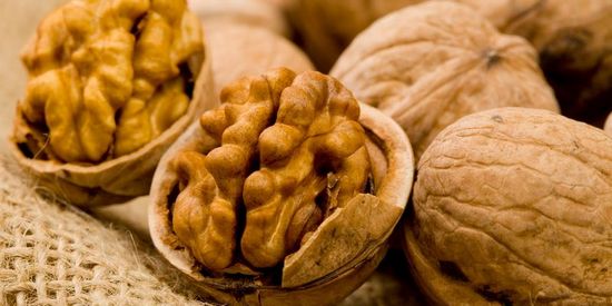 Сколько калорий в грецком орехе?