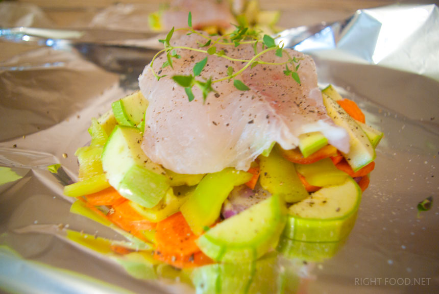 Рыба с овощами или как запечь рыбу в фольге? Рецепты с фото на скорую руку! Кулинарный блог Вики Лепинг