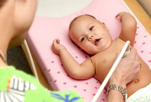 Малышам нельзя есть минимум два часа до процедуры ультразвукового обследования