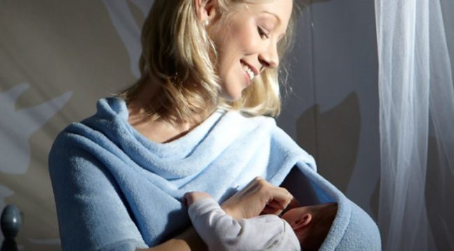 Кормление новорождённого грудью ночью