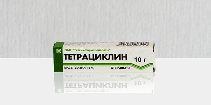 Как снять отек с верхнего века: быстро убрать дефект, что нужно срочно делать, если отекли веки