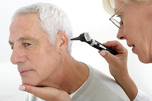 Причины шума в голове у пожилых