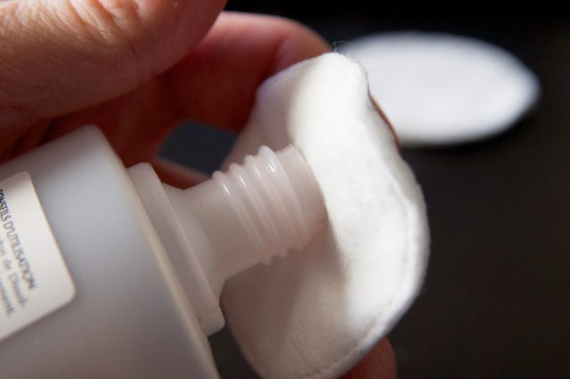 чистка ушей перекисью водорода в домашних условиях 