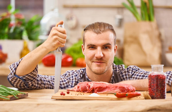 По статистике, продукты, наиболее опасные для кишечника, мы чаще всего используем для пикника на природе
