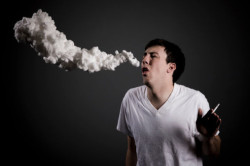 Курение - причина сухого кашля