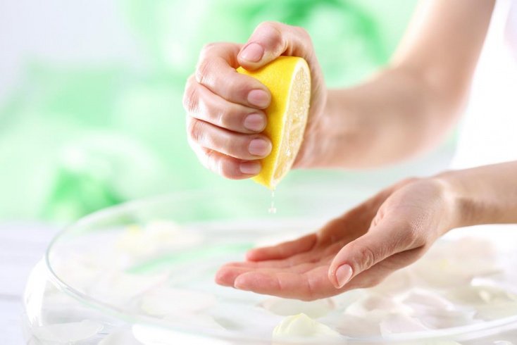 Укрепление ногтевой пластины при помощи витаминов для ногтей