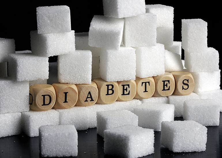 Куски рафинада и кубики со словами диабет
