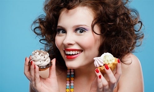 Существует ошибочное мнение, что привкус сладости во рту вызван чрезмерным пристрастием к кондитерским изделиям