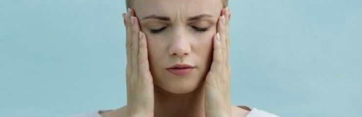 Симптомы и лечение мигрени у женщин
