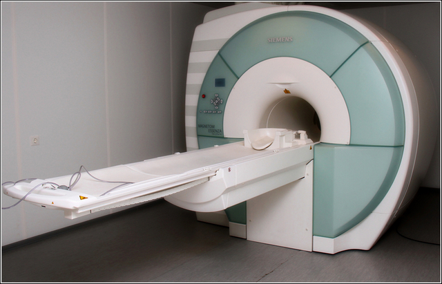 Снимок аппарата МРТ сможет четко показать всю картину заболевания