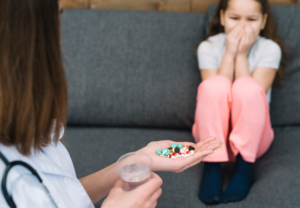 Лекарства ребенку при боли в животе